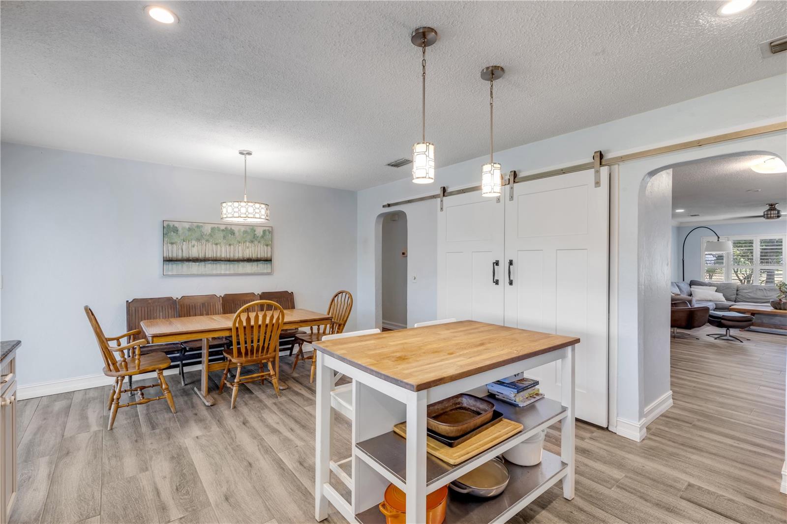 Image 30 of 100 For 4602 Saxon Drive