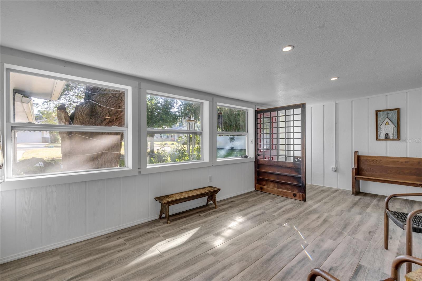 Image 47 of 100 For 4602 Saxon Drive