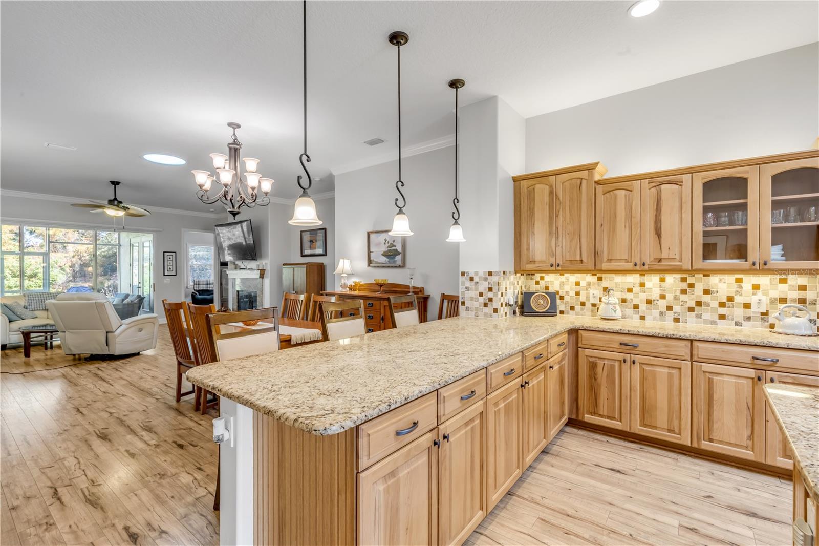 Image 11 of 46 For 3367 Torre Boulevard