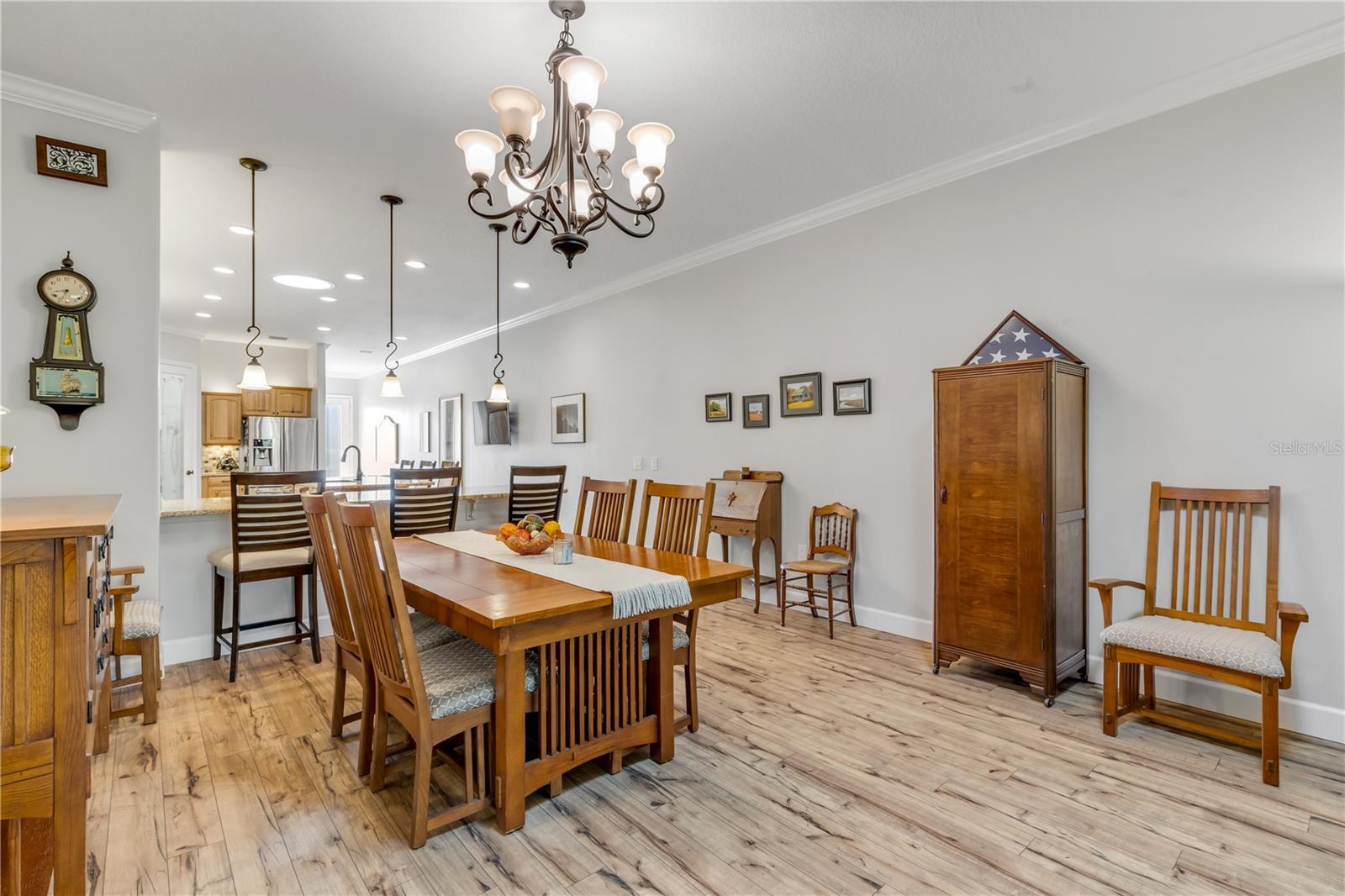 Image 14 of 46 For 3367 Torre Boulevard