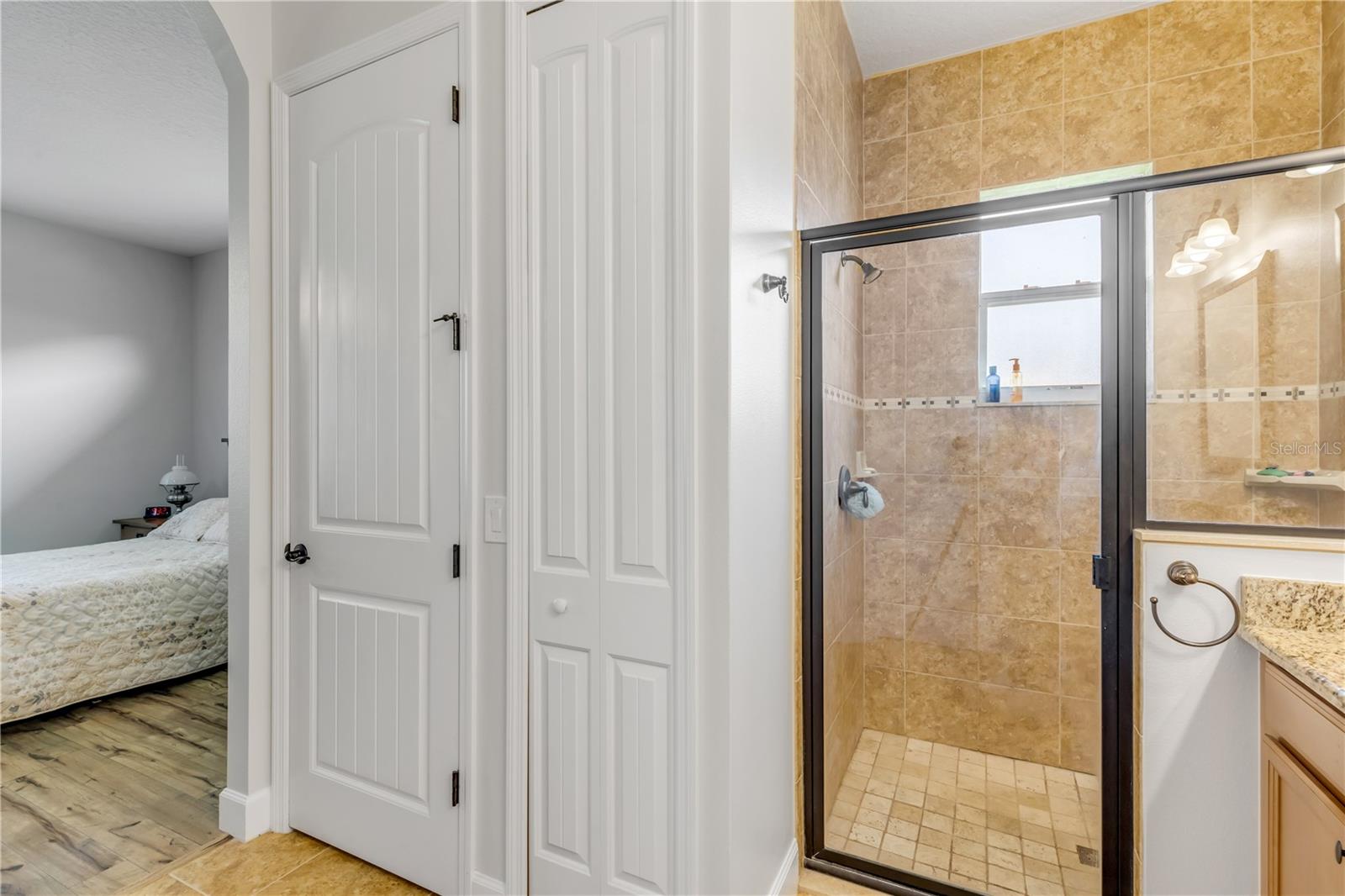 Image 31 of 46 For 3367 Torre Boulevard