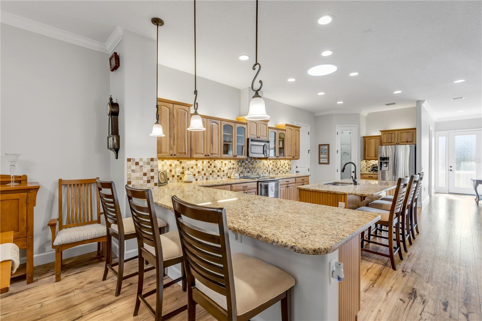 Image 5 of 46 For 3367 Torre Boulevard