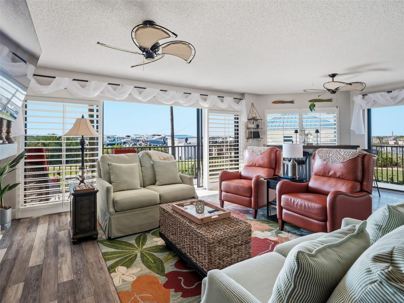 Image 14 of 71 For 2700 Peninsula Avenue 214