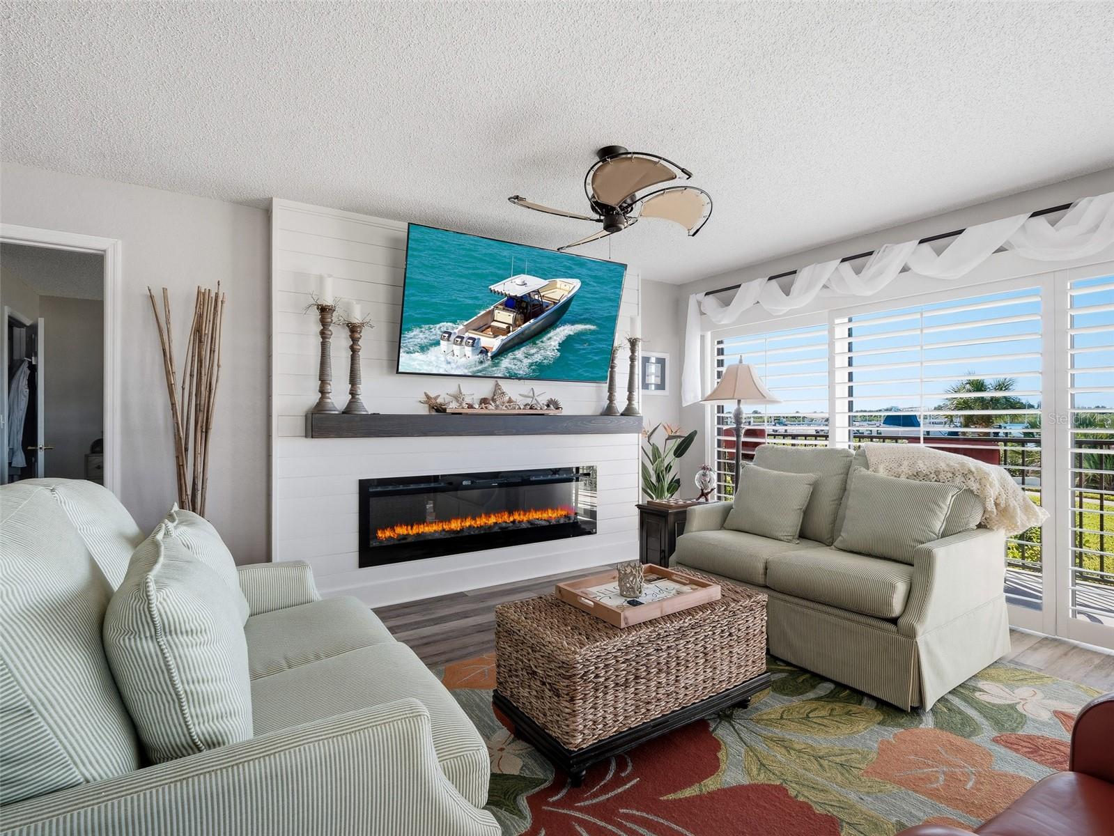 Image 15 of 71 For 2700 Peninsula Avenue 214