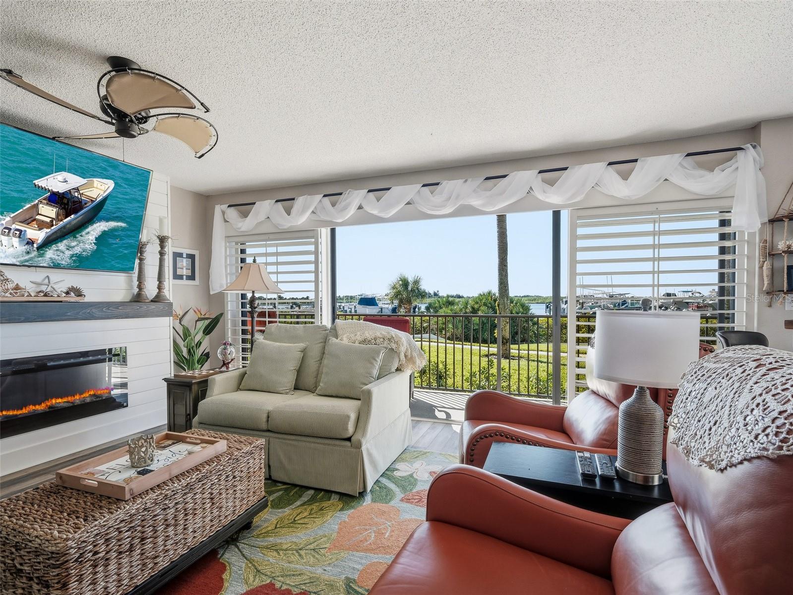 Image 16 of 71 For 2700 Peninsula Avenue 214