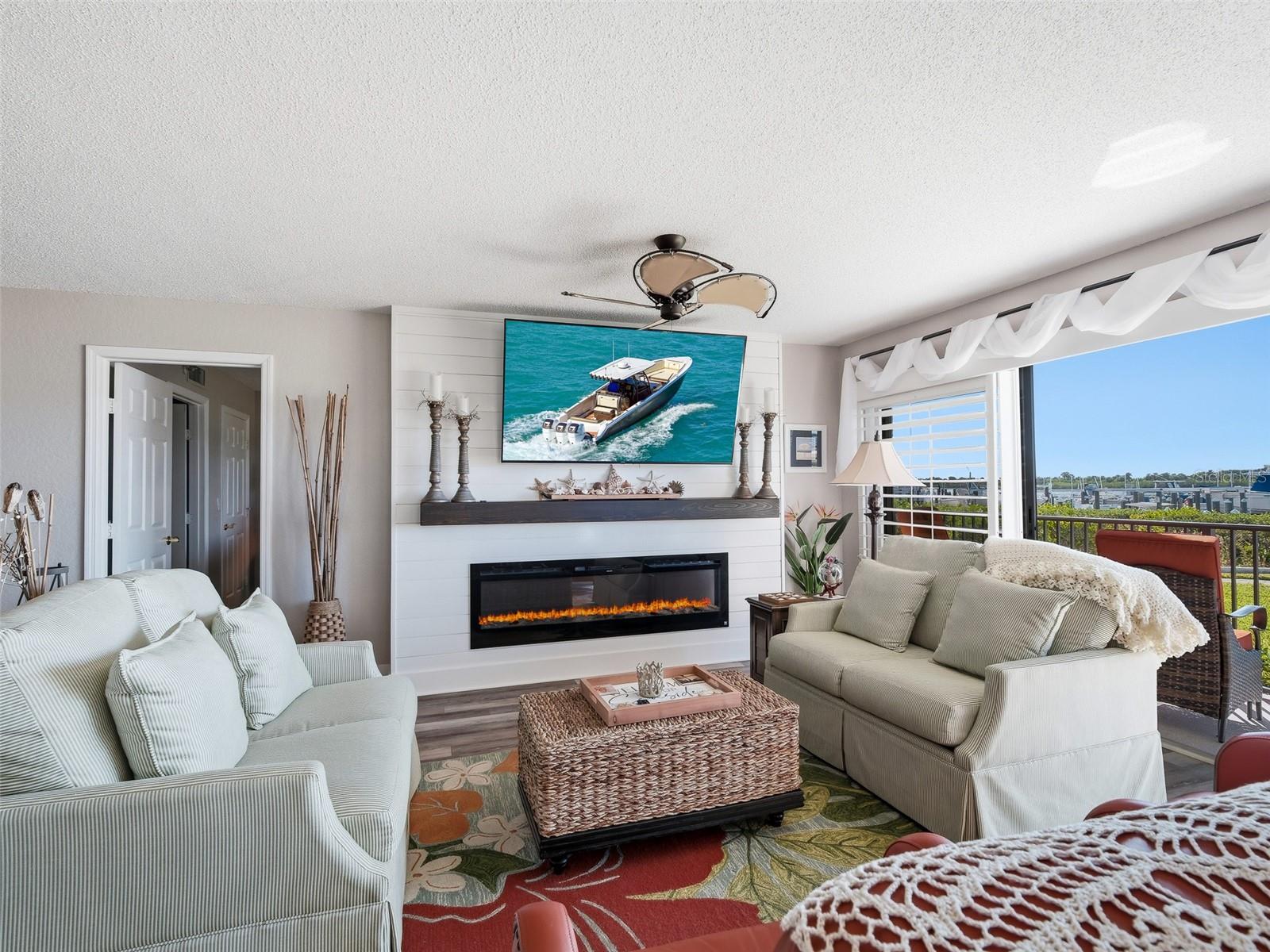 Image 18 of 71 For 2700 Peninsula Avenue 214