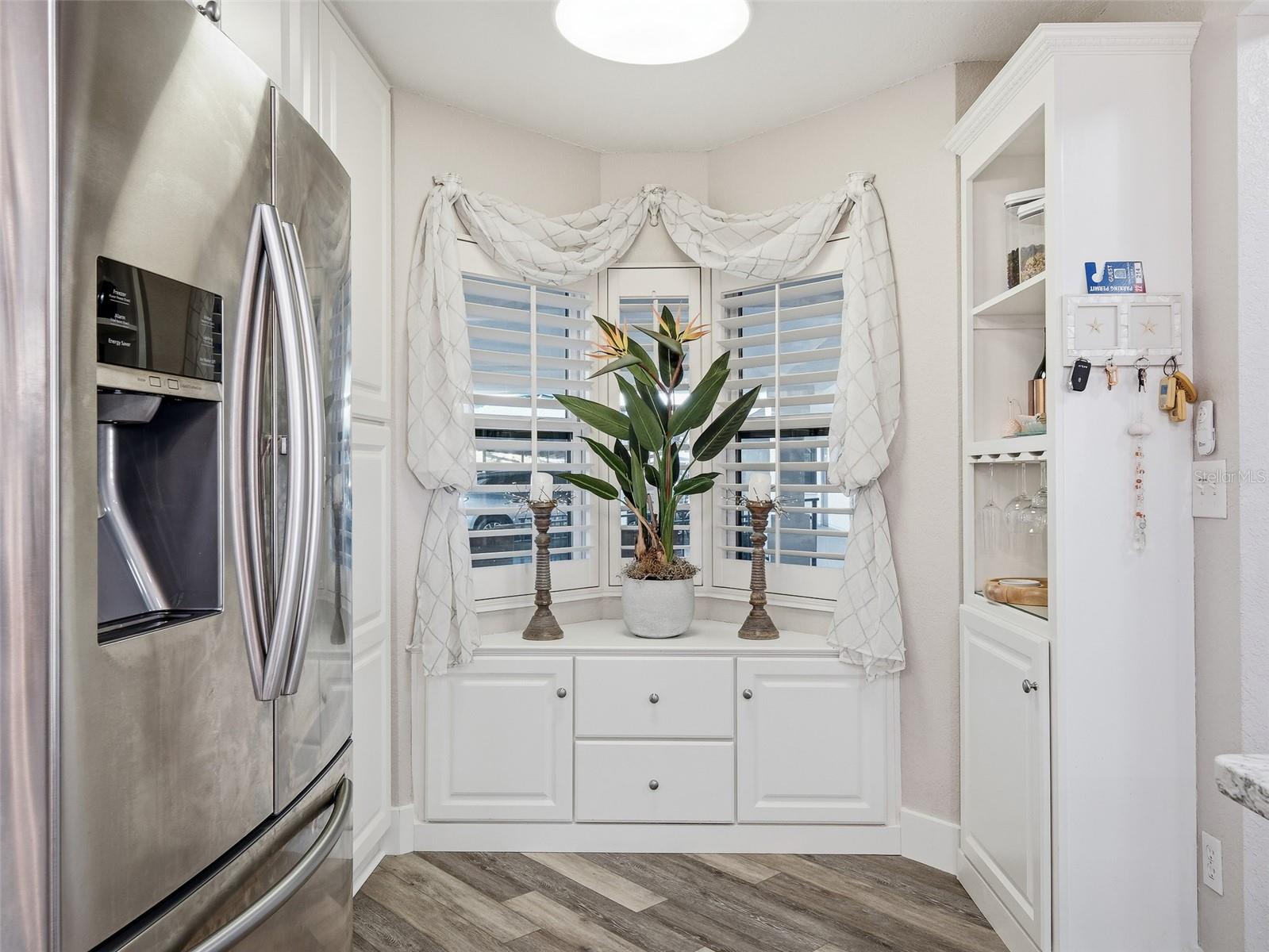 Image 31 of 71 For 2700 Peninsula Avenue 214