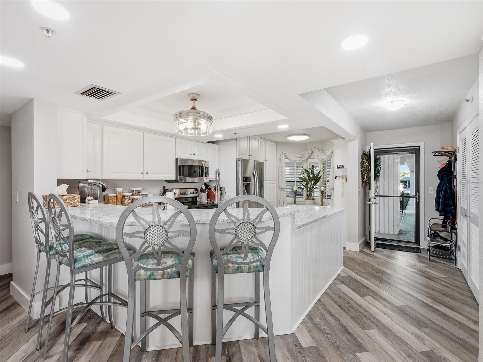 Image 34 of 71 For 2700 Peninsula Avenue 214