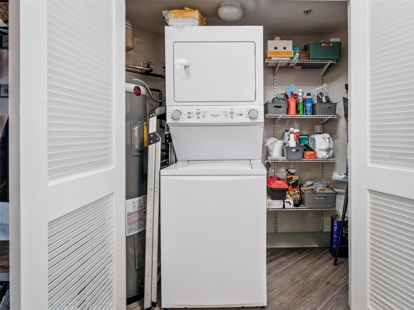 Image 36 of 71 For 2700 Peninsula Avenue 214