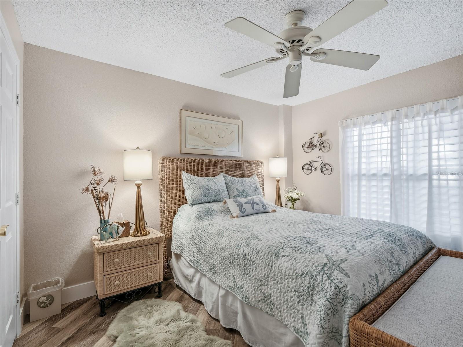 Image 42 of 71 For 2700 Peninsula Avenue 214