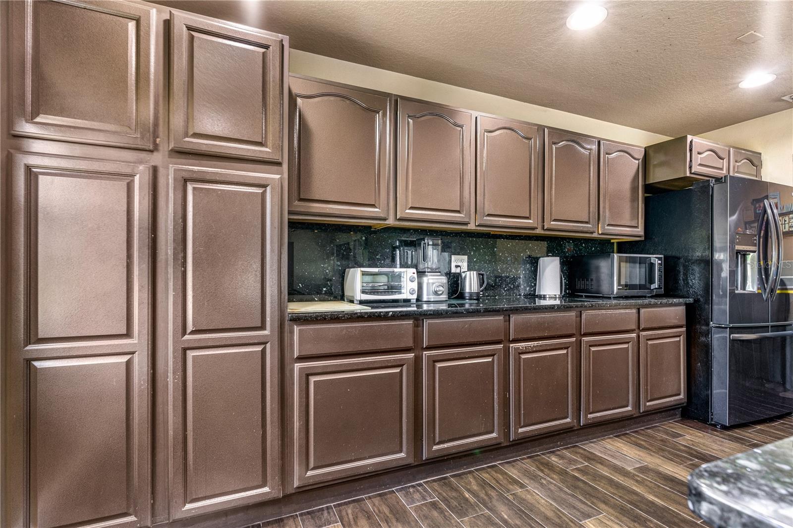 Image 11 of 37 For 2270 Candlewood Lane E