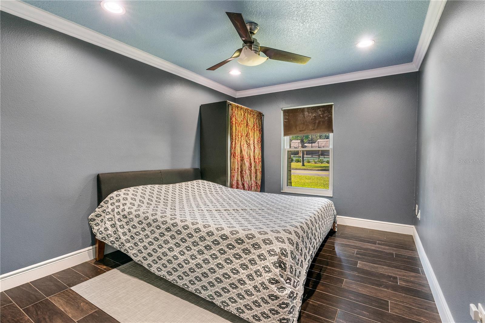 Image 14 of 37 For 2270 Candlewood Lane E