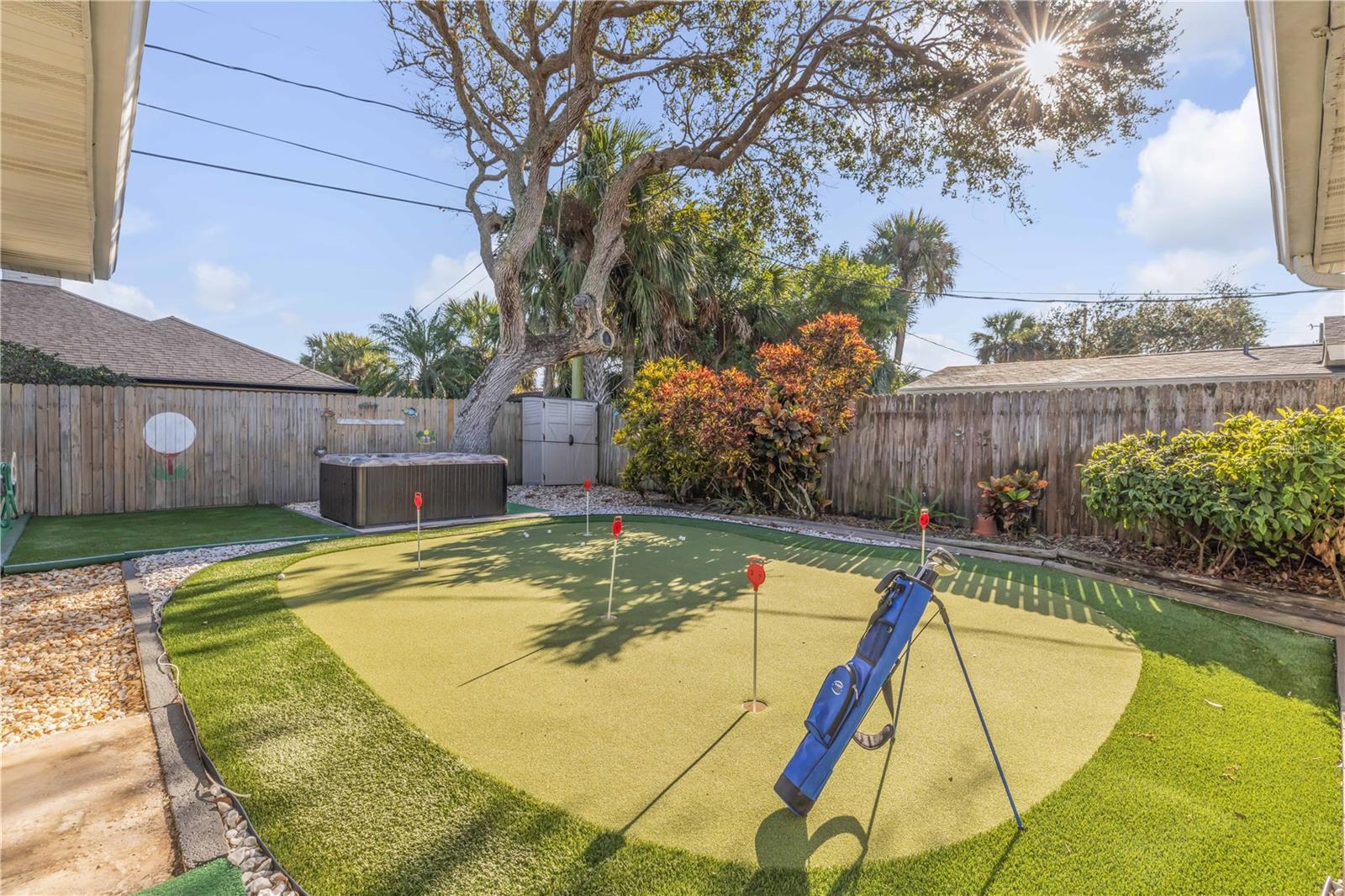 Image 19 of 30 For 4515 Saxon Drive