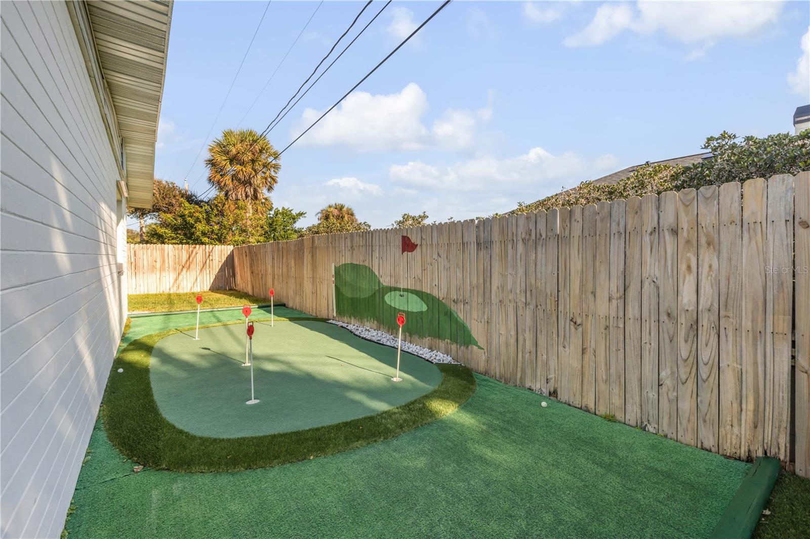 Image 22 of 30 For 4515 Saxon Drive