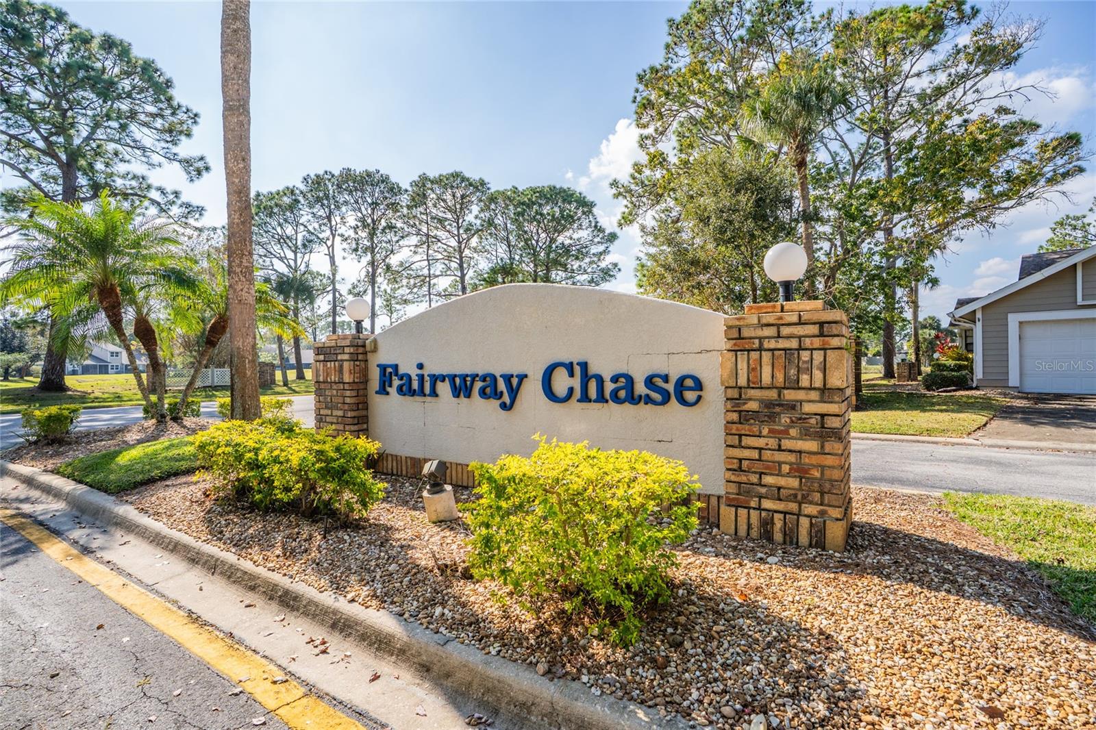 Image 2 of 56 For 1985 Rutgers Place 1985