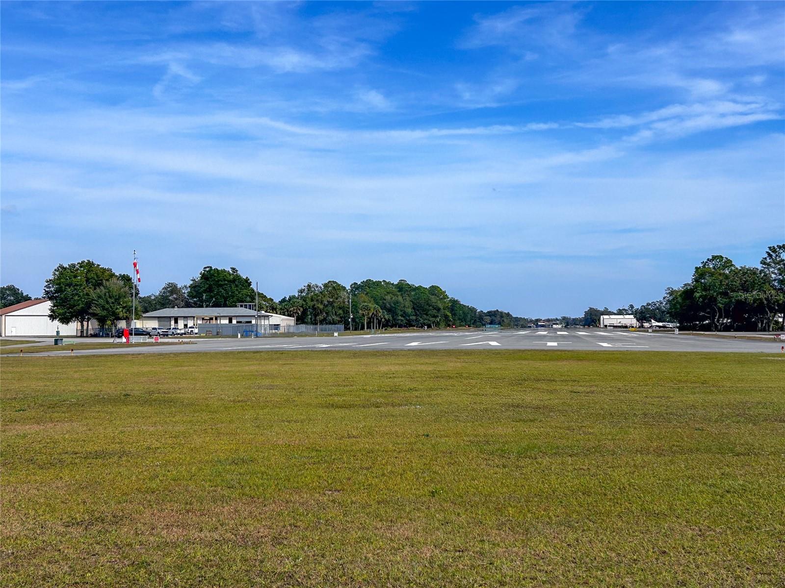 Image 47 of 56 For 1985 Rutgers Place 1985