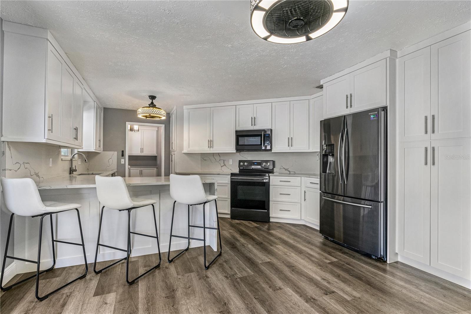 Image 10 of 42 For 1708 Sabal Palm Drive