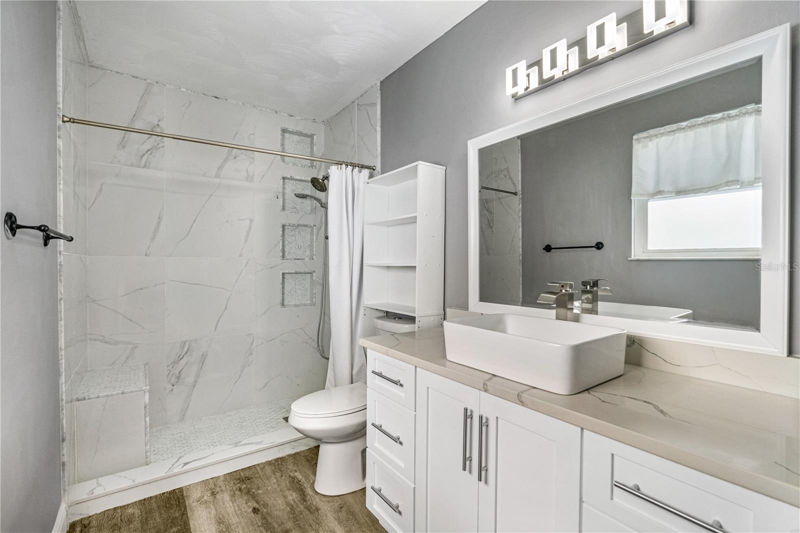 Image 18 of 42 For 1708 Sabal Palm Drive