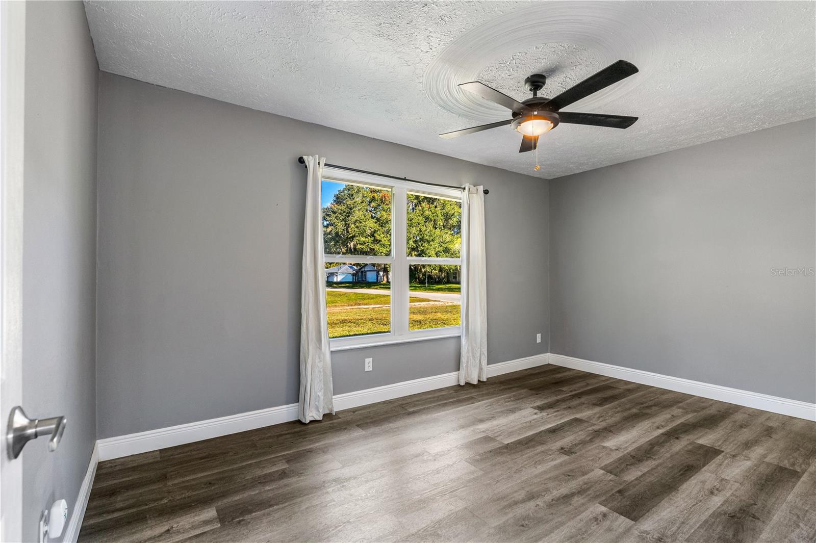 Image 19 of 42 For 1708 Sabal Palm Drive