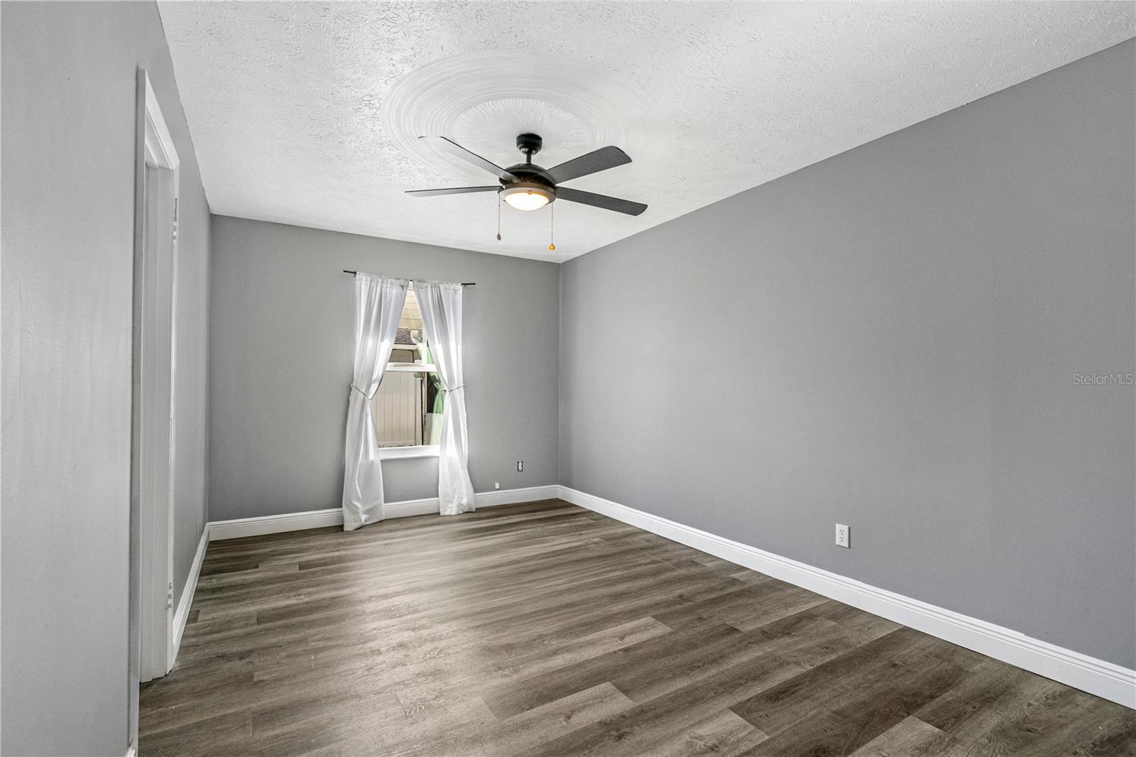 Image 21 of 42 For 1708 Sabal Palm Drive