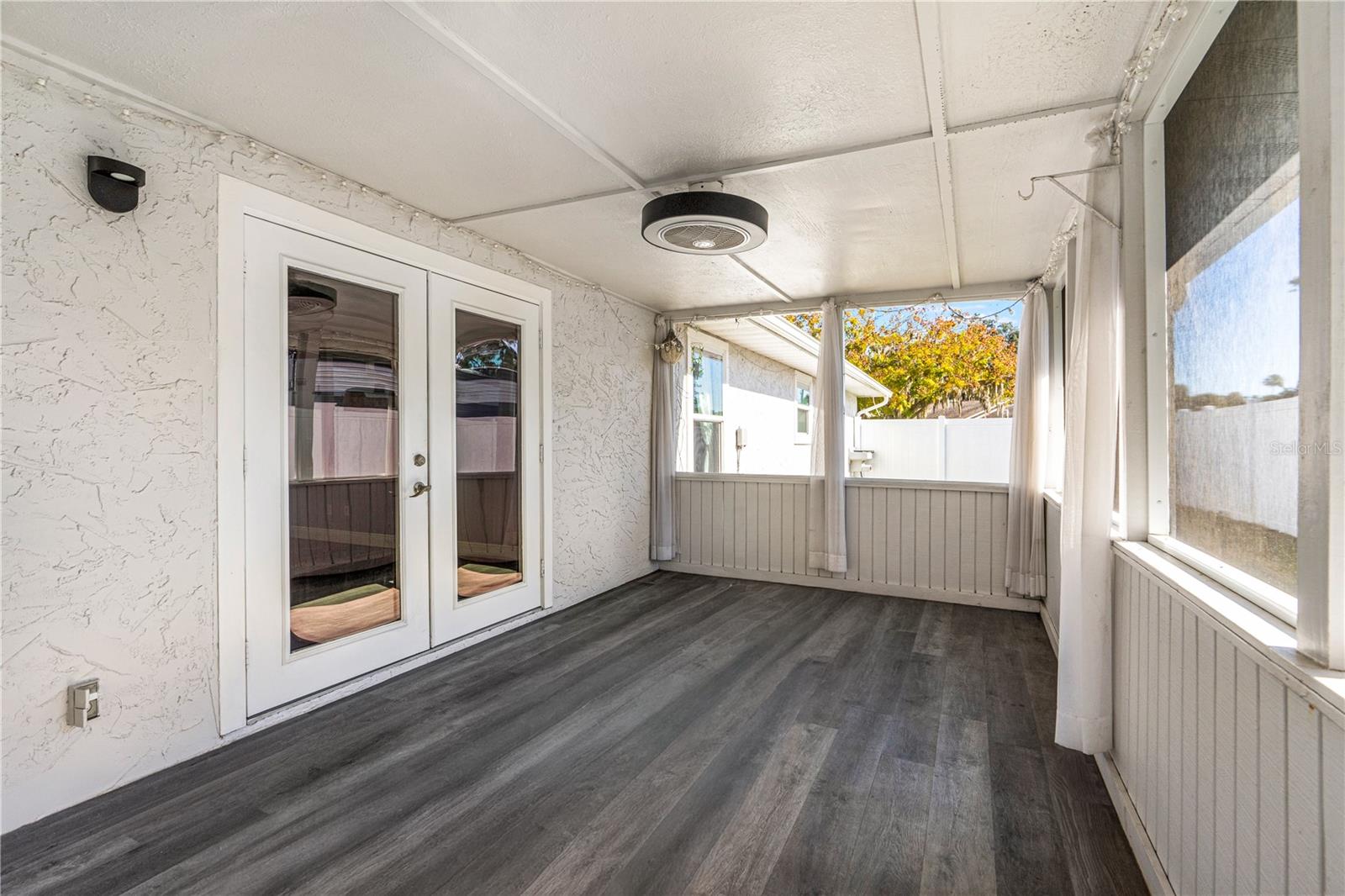 Image 27 of 42 For 1708 Sabal Palm Drive