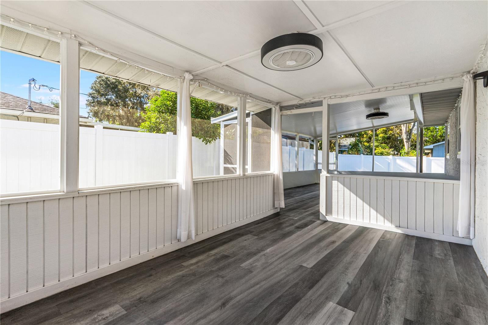 Image 28 of 42 For 1708 Sabal Palm Drive