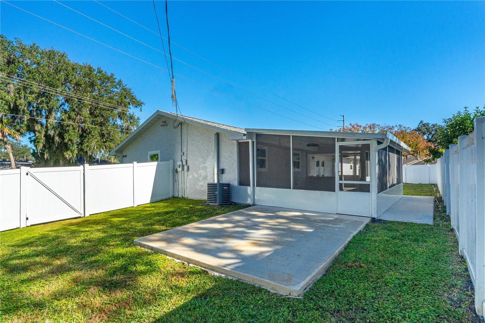 Image 34 of 42 For 1708 Sabal Palm Drive