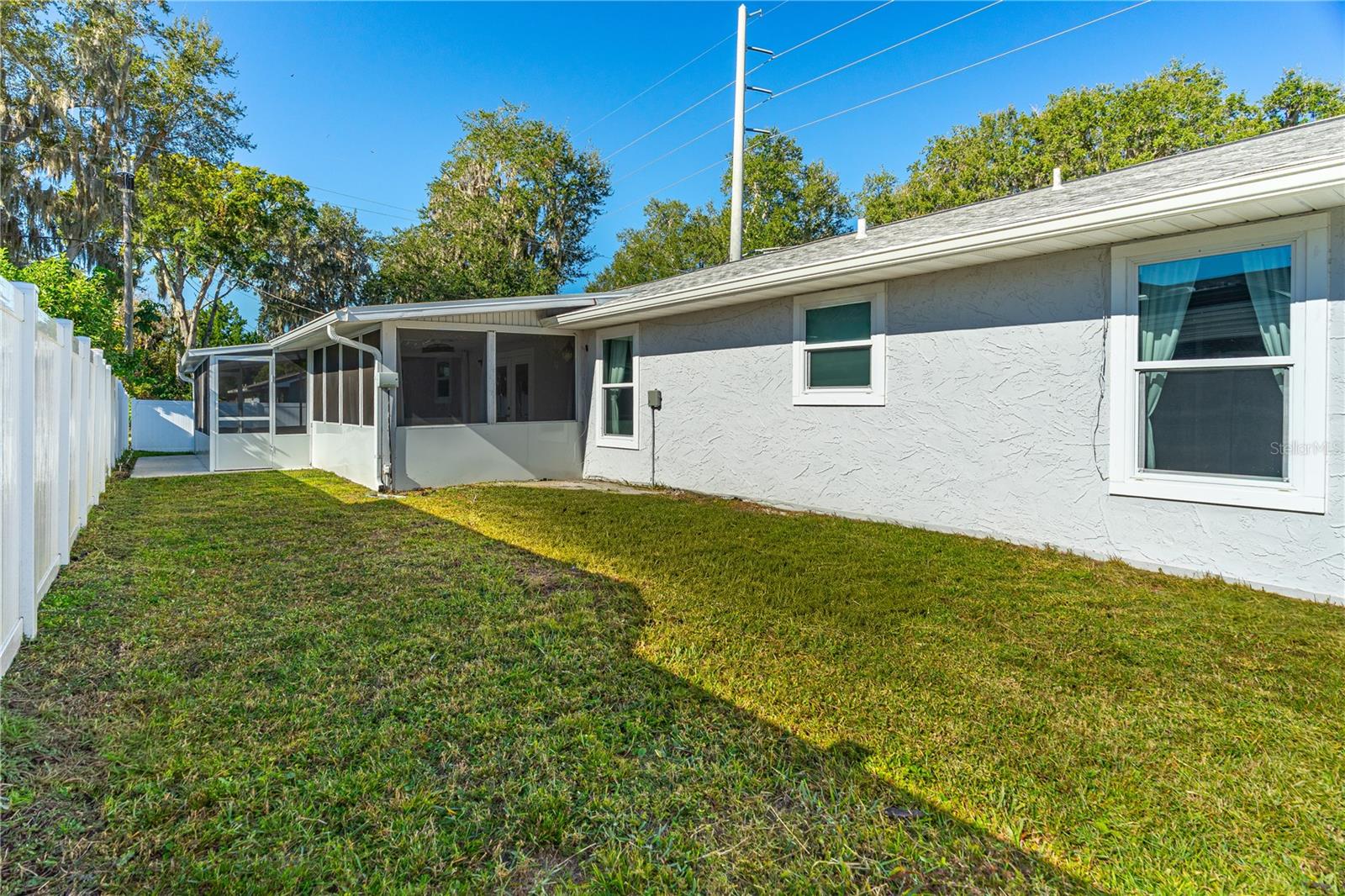 Image 36 of 42 For 1708 Sabal Palm Drive