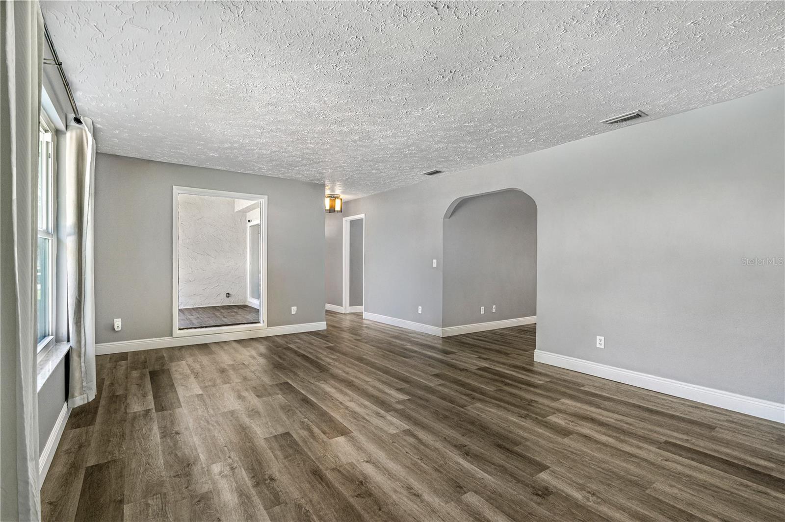 Image 7 of 42 For 1708 Sabal Palm Drive