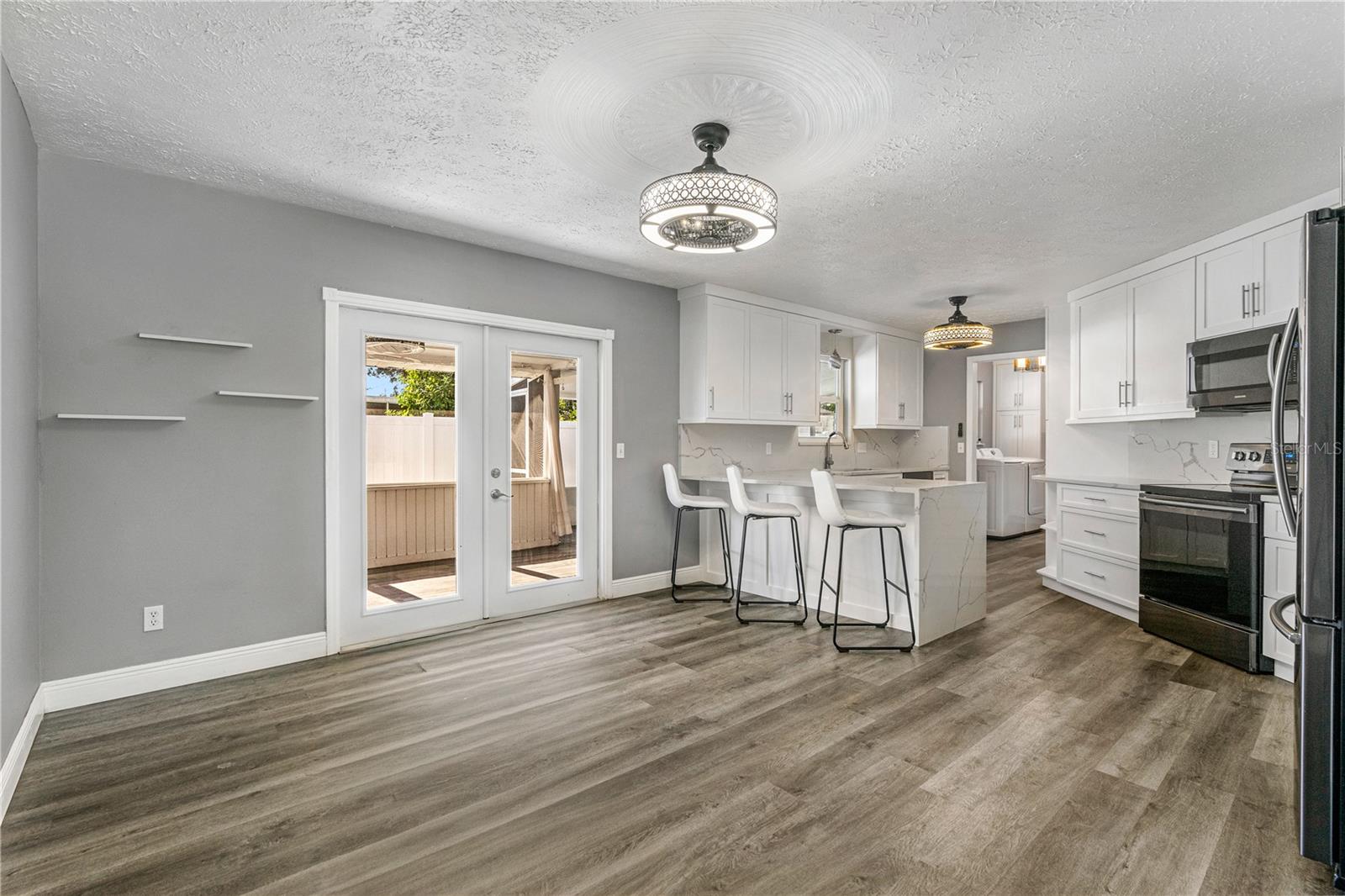 Image 8 of 42 For 1708 Sabal Palm Drive