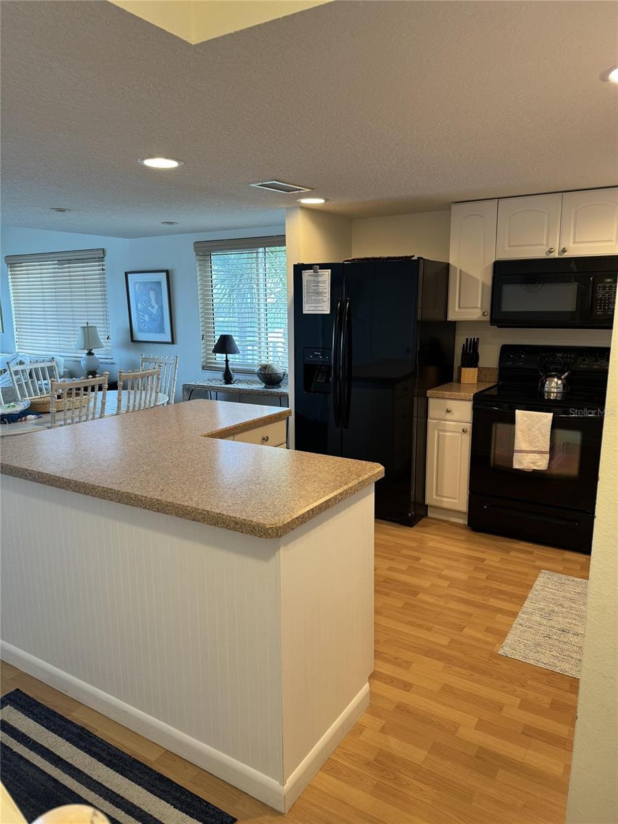 Image 3 of 11 For 815 Ocean Shore Boulevard 13a