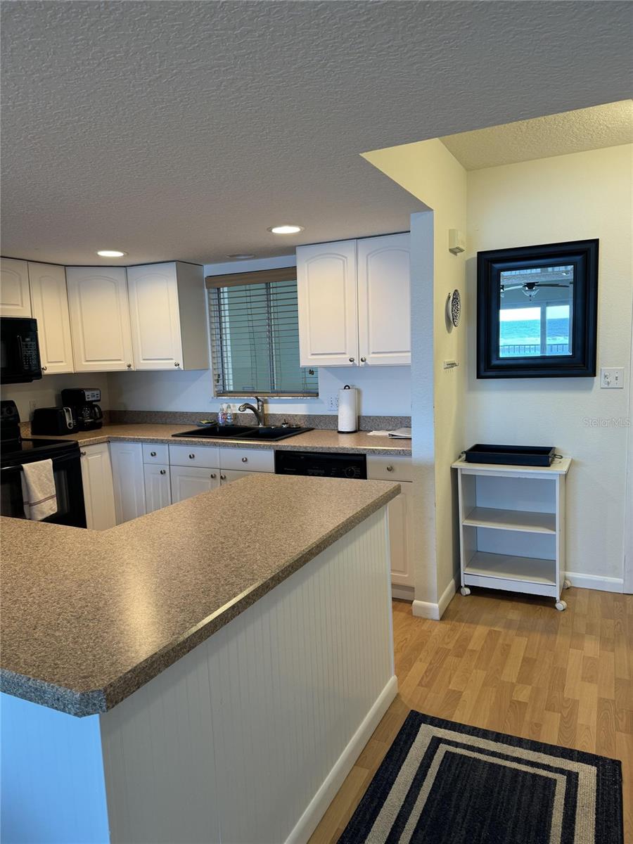 Image 4 of 11 For 815 Ocean Shore Boulevard 13a