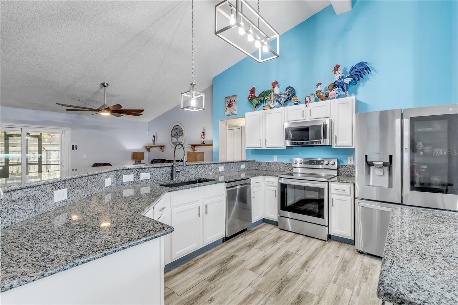 Image 15 of 76 For 7 Ranbay Place