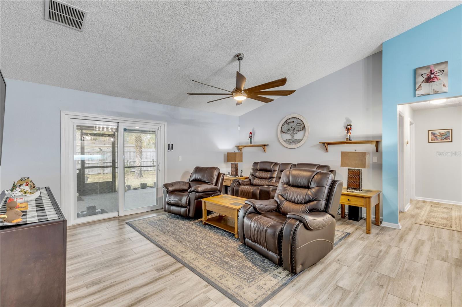 Image 24 of 76 For 7 Ranbay Place