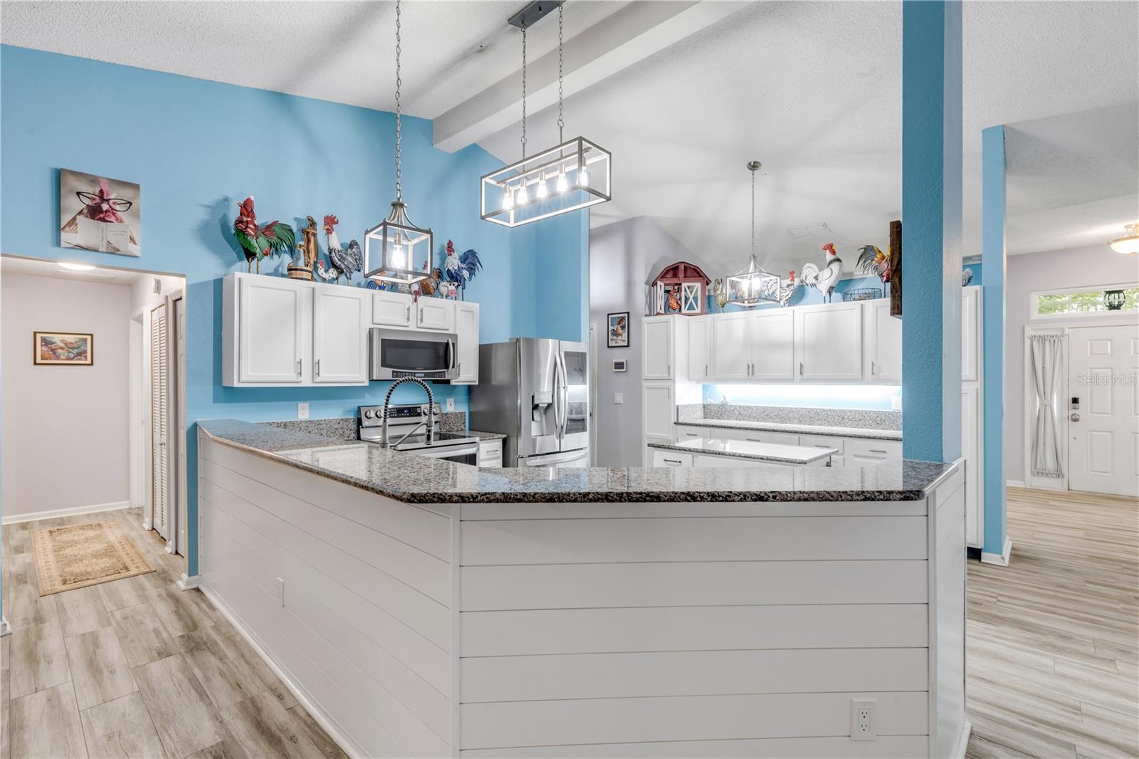 Image 28 of 76 For 7 Ranbay Place