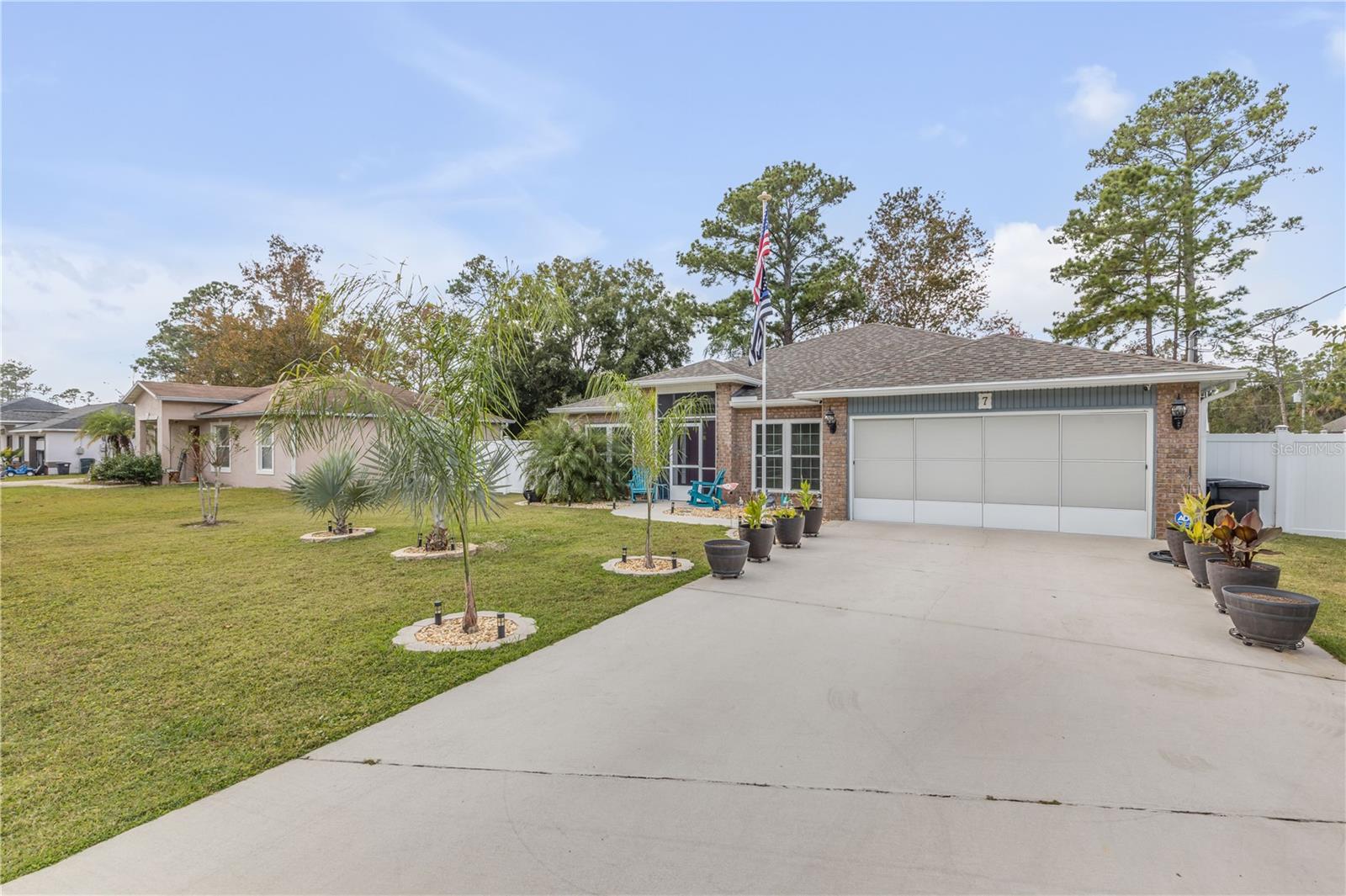 Image 67 of 76 For 7 Ranbay Place