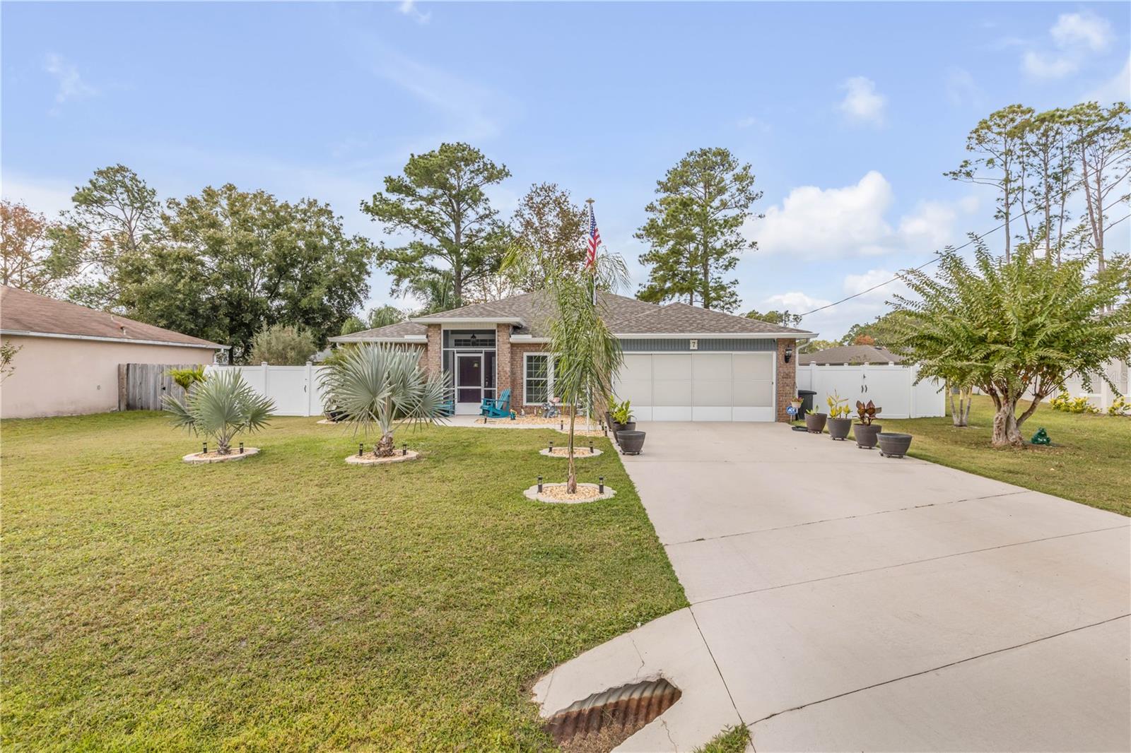 Image 75 of 76 For 7 Ranbay Place