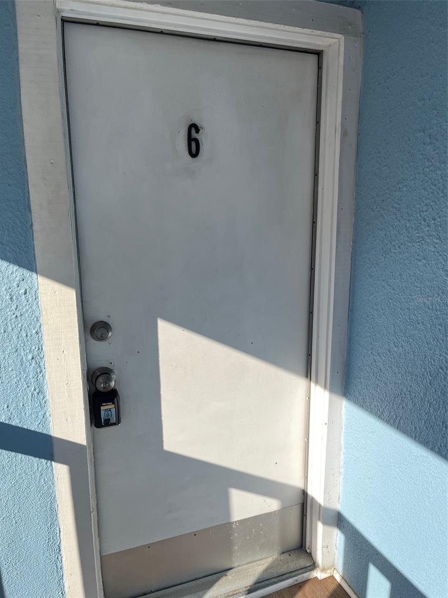 Image 2 of 8 For 609-611 Ora Street 6