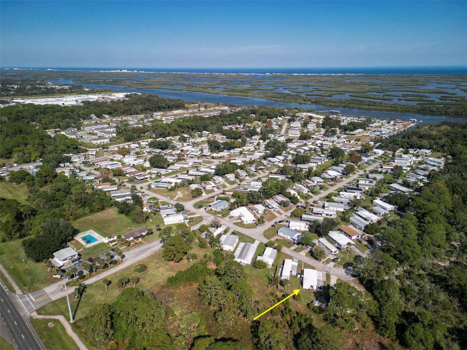 Image 11 of 59 For 4422 Indian River Drive W