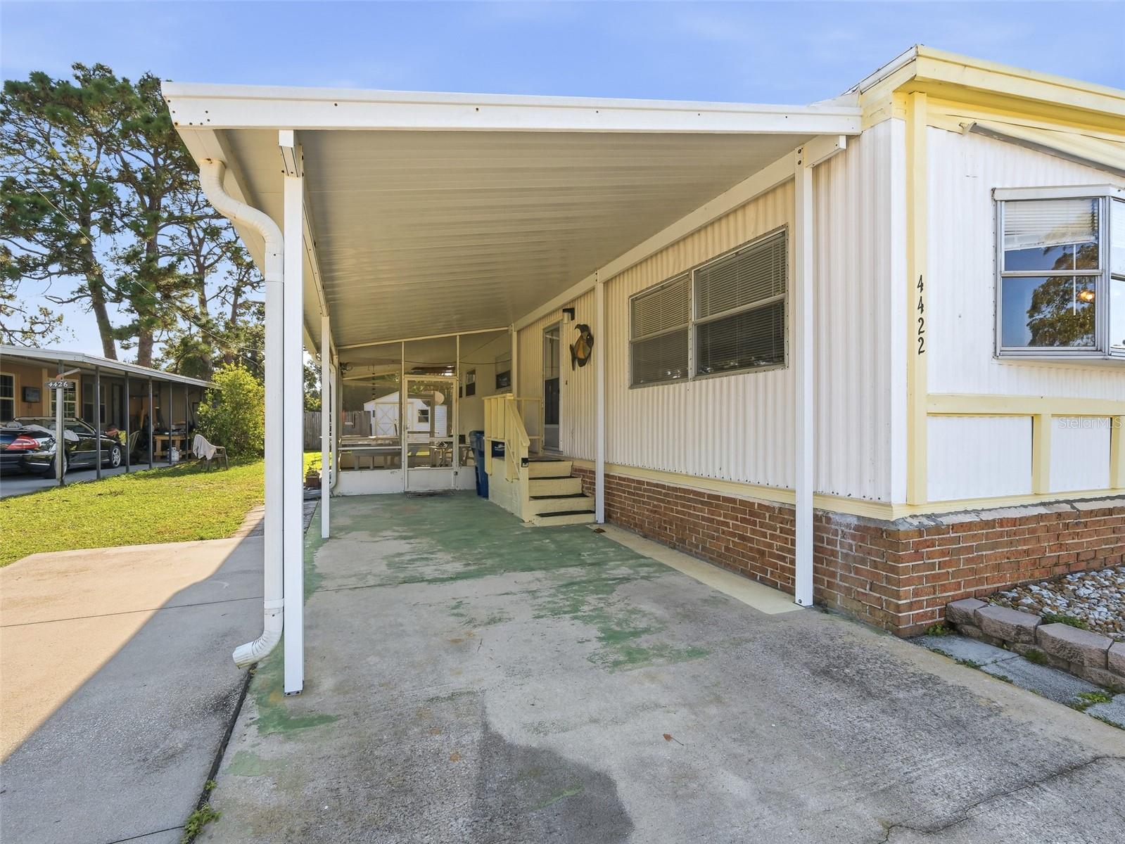 Image 2 of 59 For 4422 Indian River Drive W