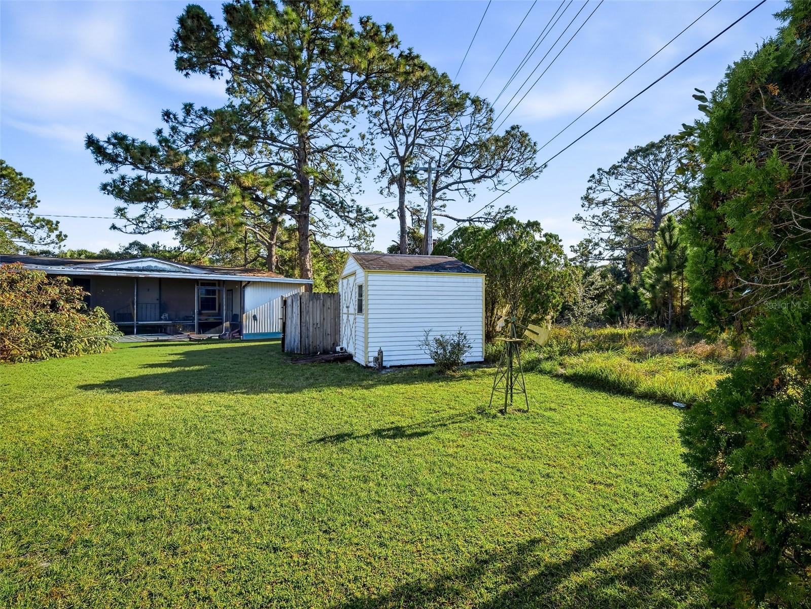 Image 42 of 59 For 4422 Indian River Drive W