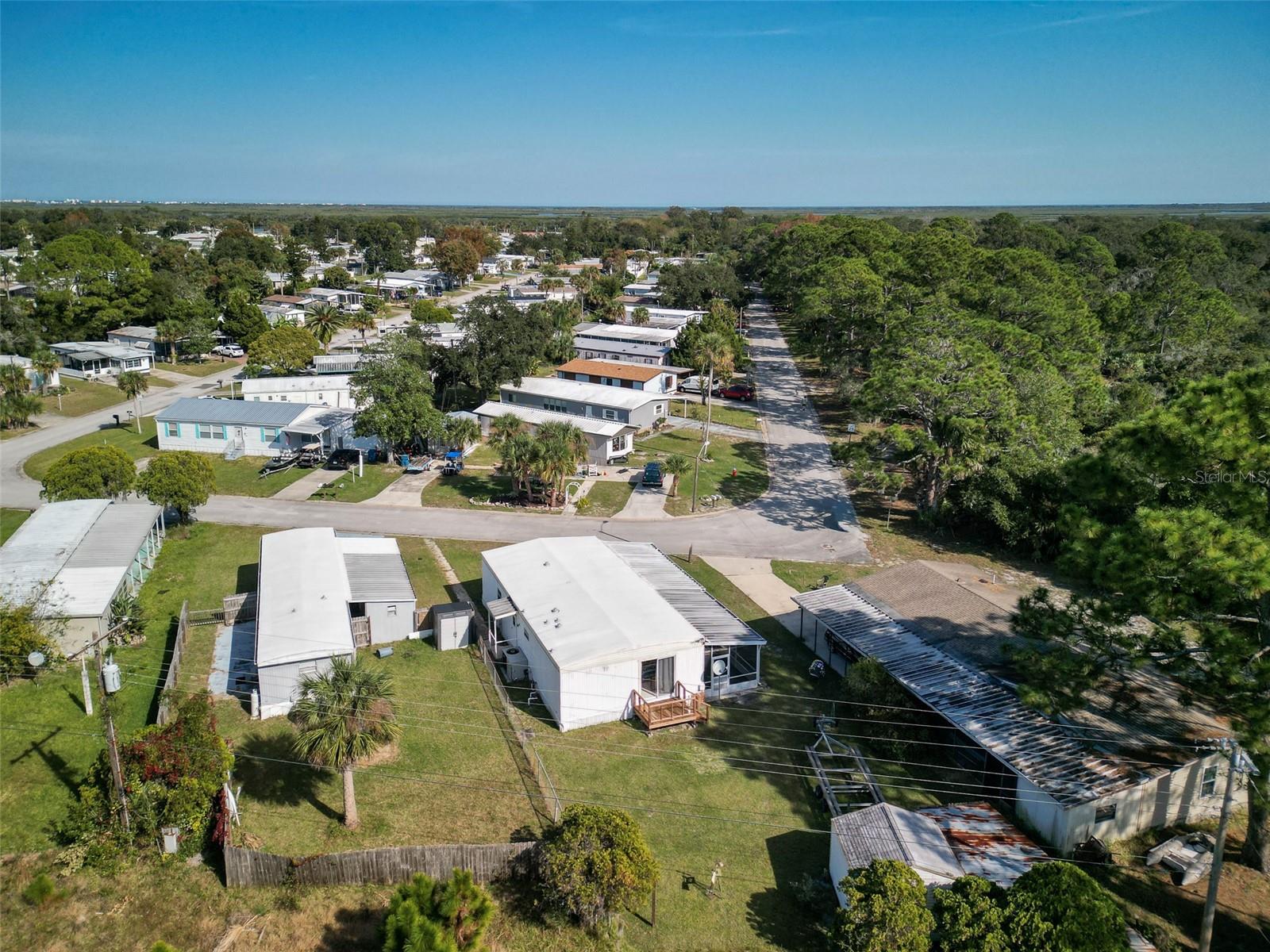 Image 43 of 59 For 4422 Indian River Drive W