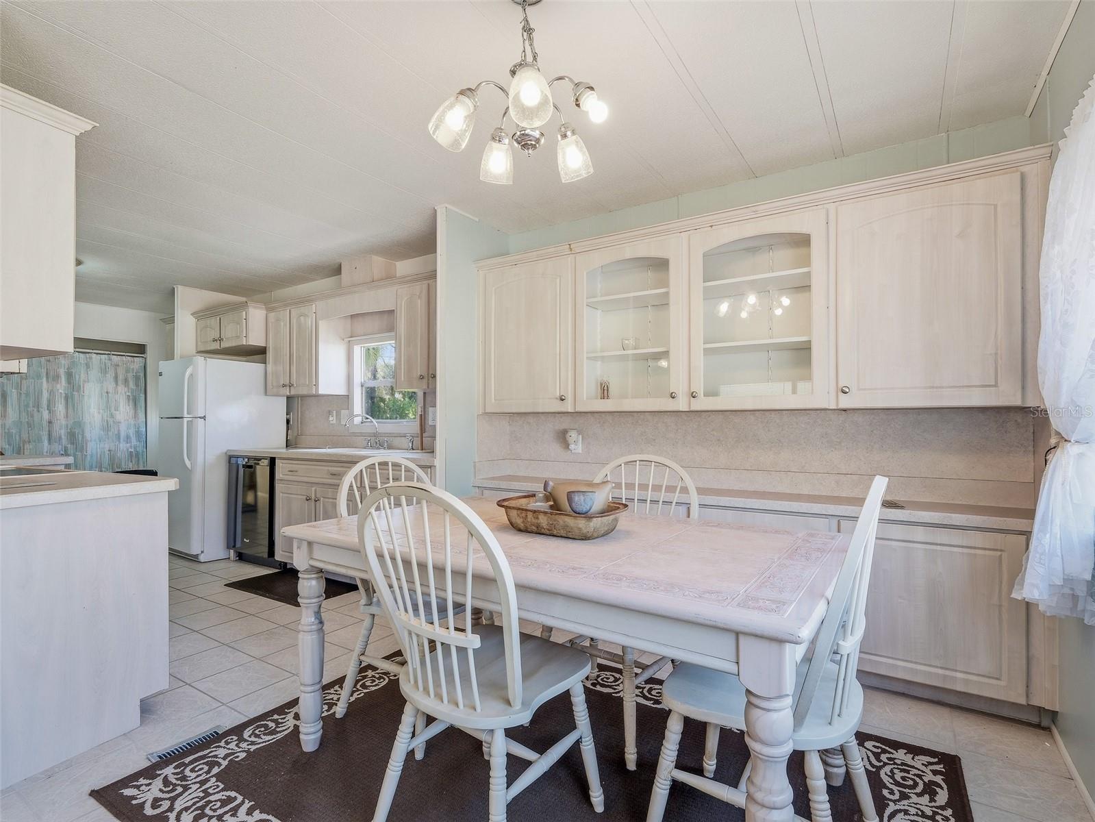 Image 9 of 59 For 4422 Indian River Drive W