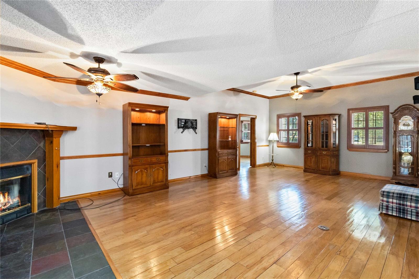 Image 10 of 50 For 209 Brynwood Lane