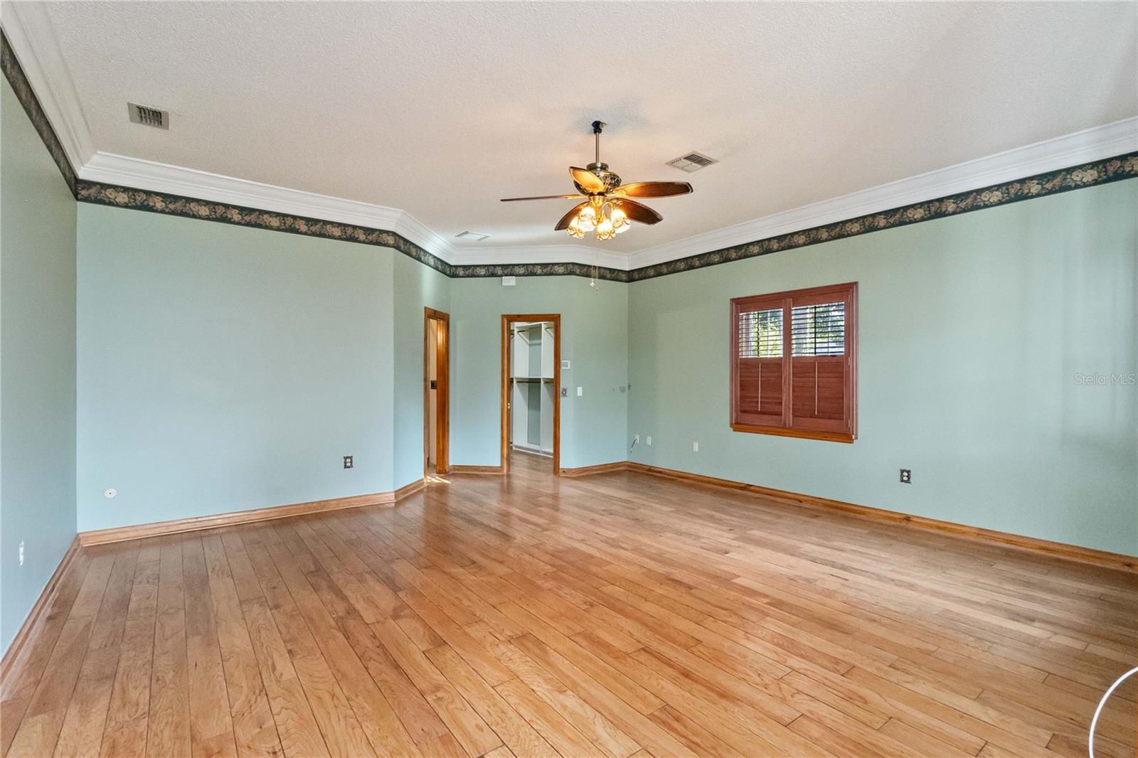 Image 23 of 50 For 209 Brynwood Lane