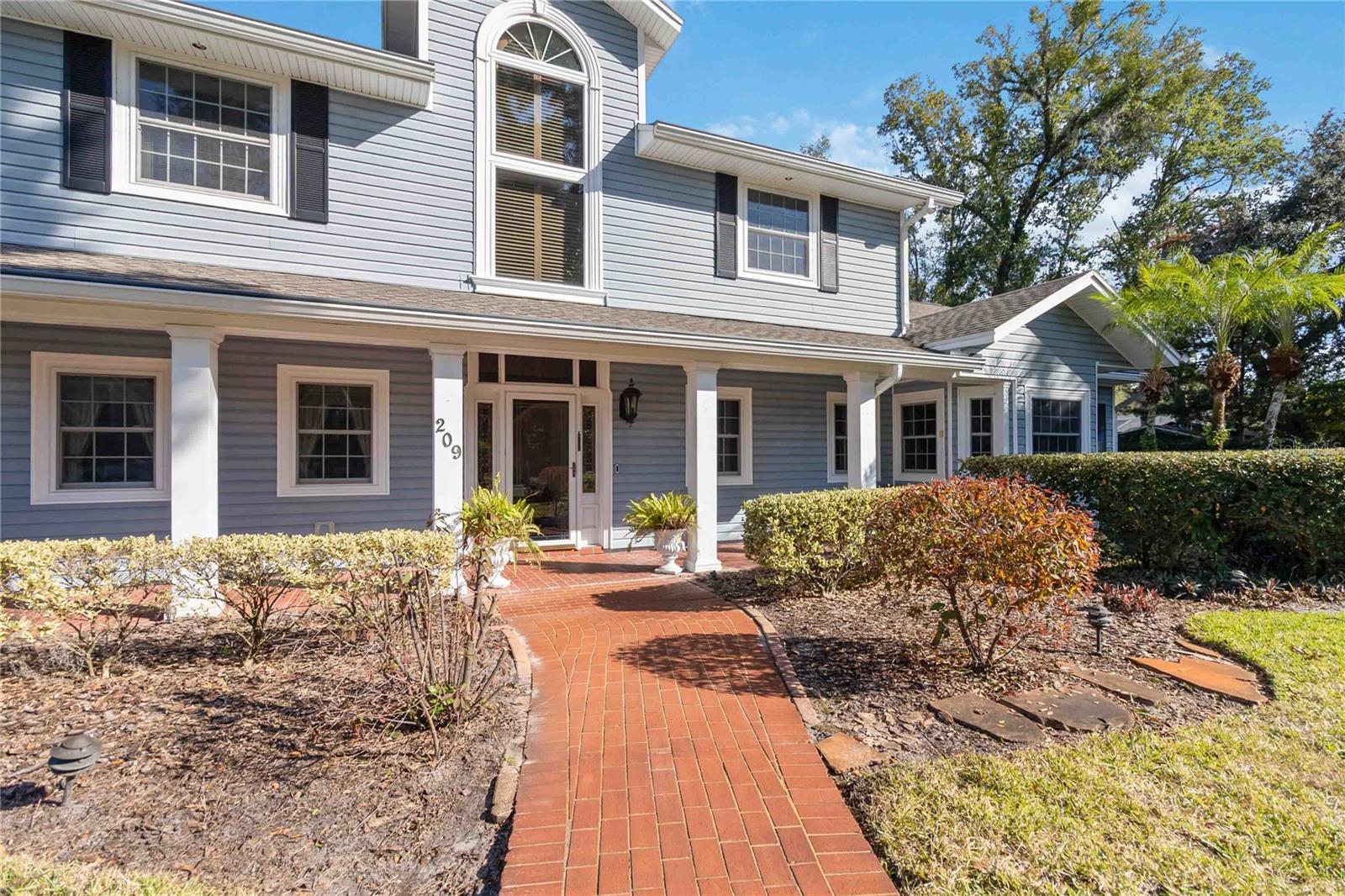 Image 5 of 50 For 209 Brynwood Lane