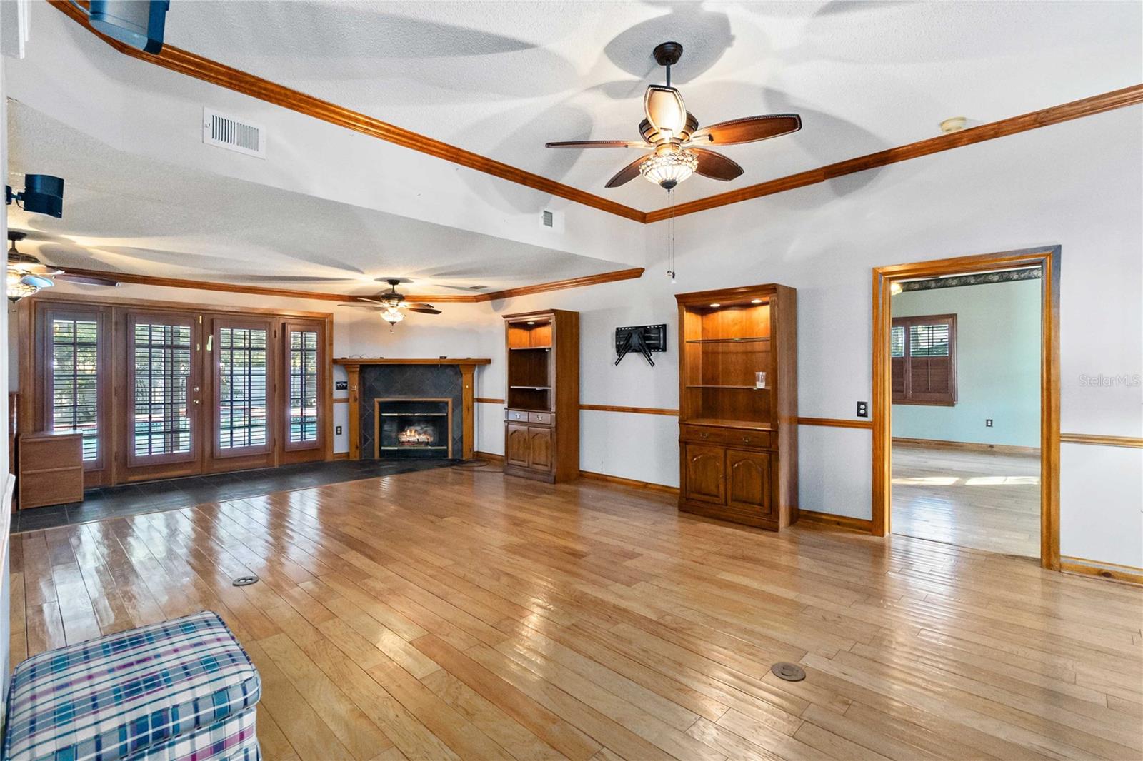 Image 8 of 50 For 209 Brynwood Lane