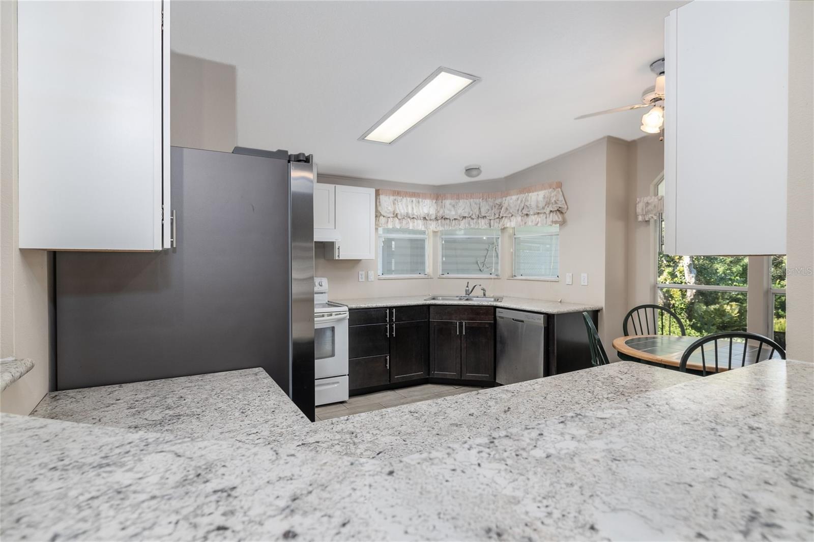 Image 15 of 50 For 819 Starboard Avenue