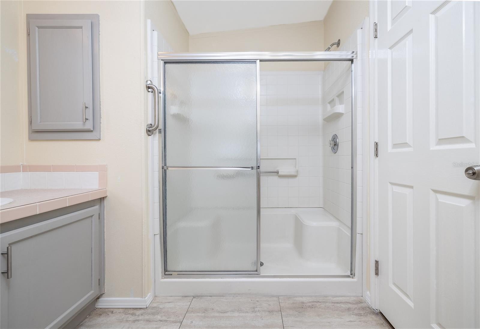 Image 23 of 50 For 819 Starboard Avenue