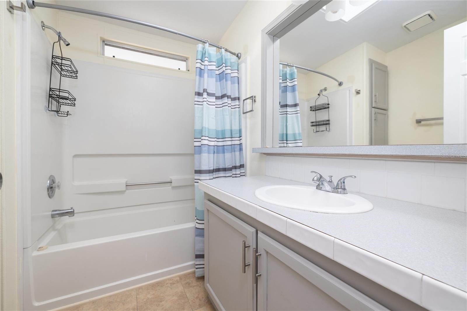 Image 25 of 50 For 819 Starboard Avenue